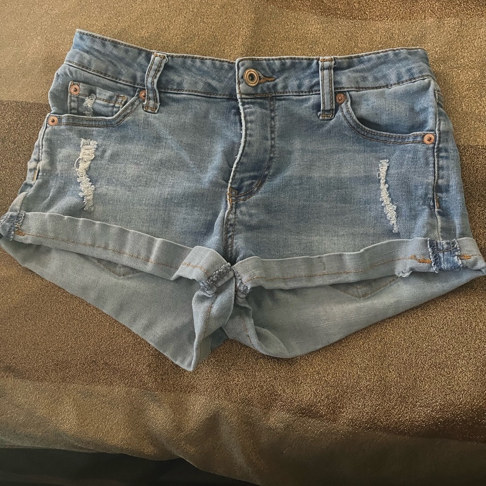 ripped jean short shorts